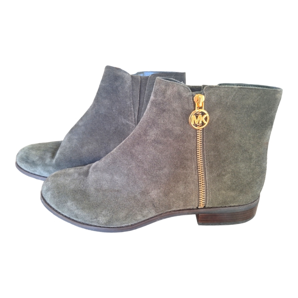 Michael Kors Lainey Flat Bootie Suede Leather Gray women's size 11M